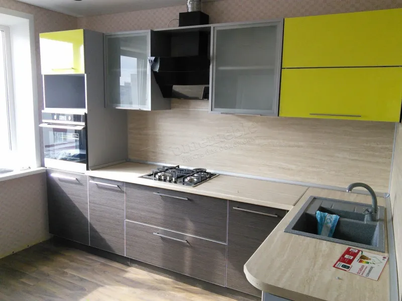 Кухня 036, Кухні з фасадом в алюмінієвій рамці, фото 1