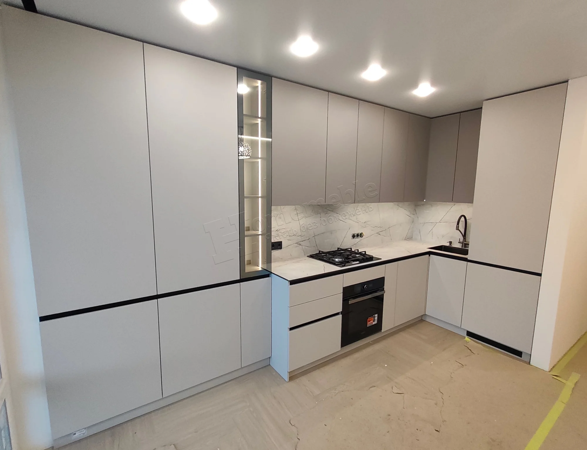 Кухня 599 зі сірими фасадами та пеналами, Акрилові кухні, фото 5